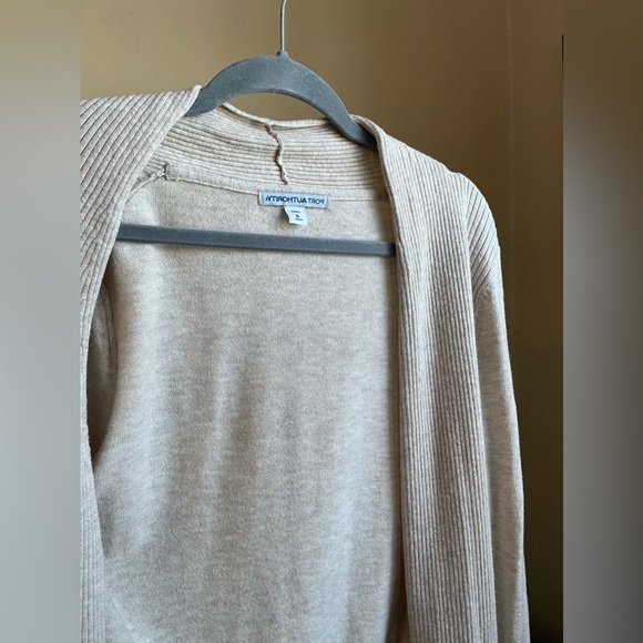 Cardigan - Picture 6 of 6